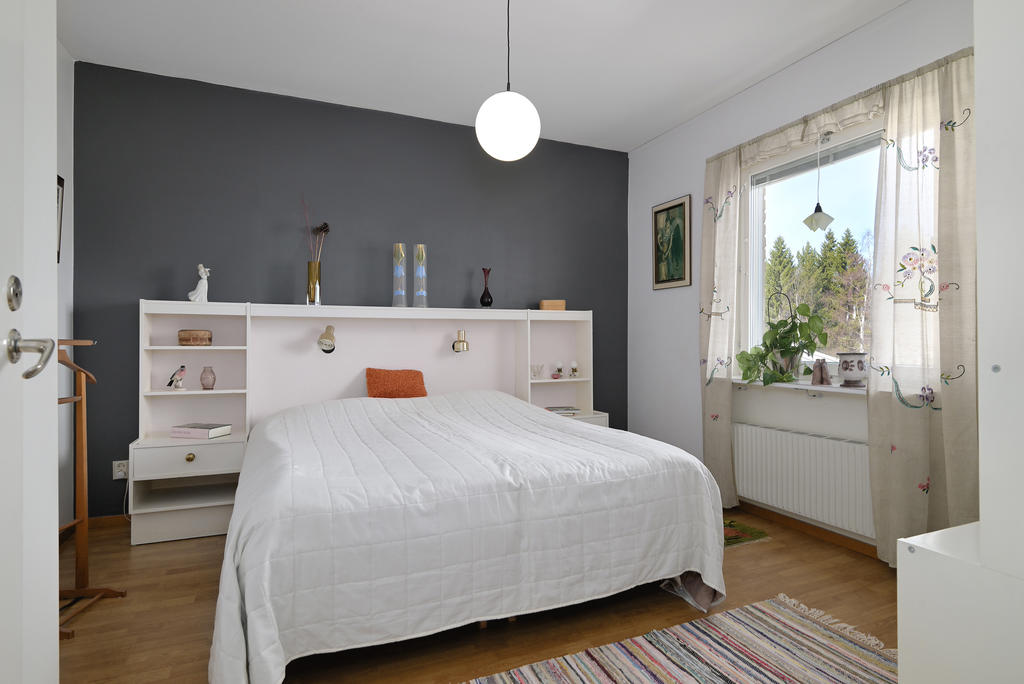 Sovrum närmast matplats