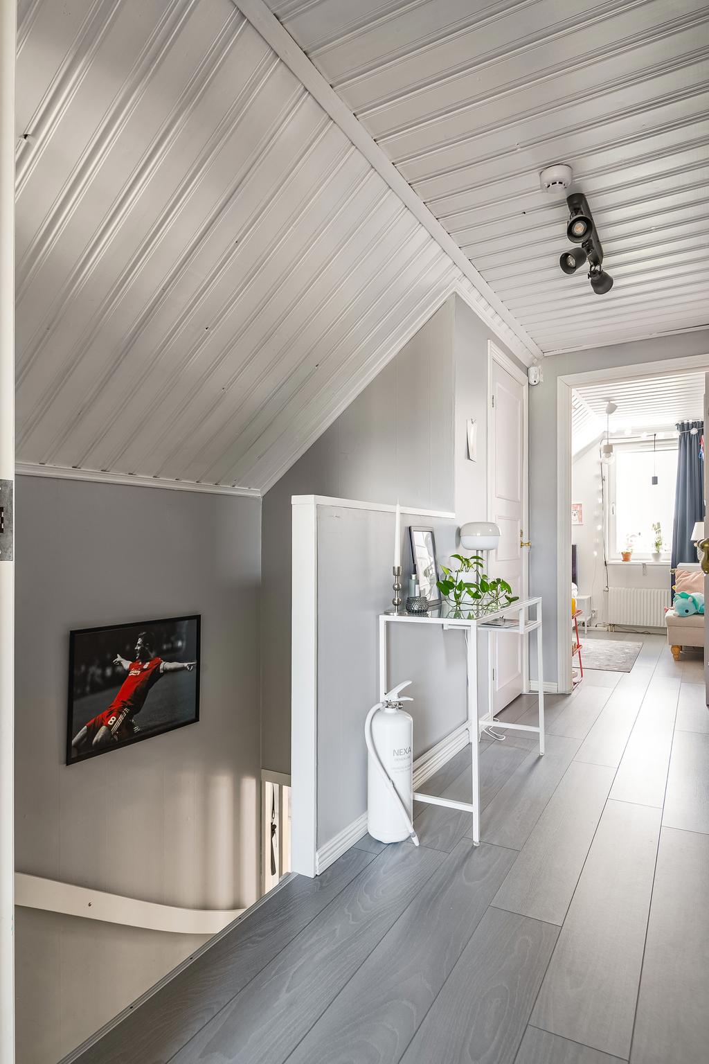 Halll ovanvåning