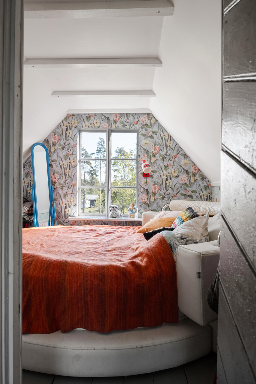 Huvudhuset 
Sovrum övre plan.
