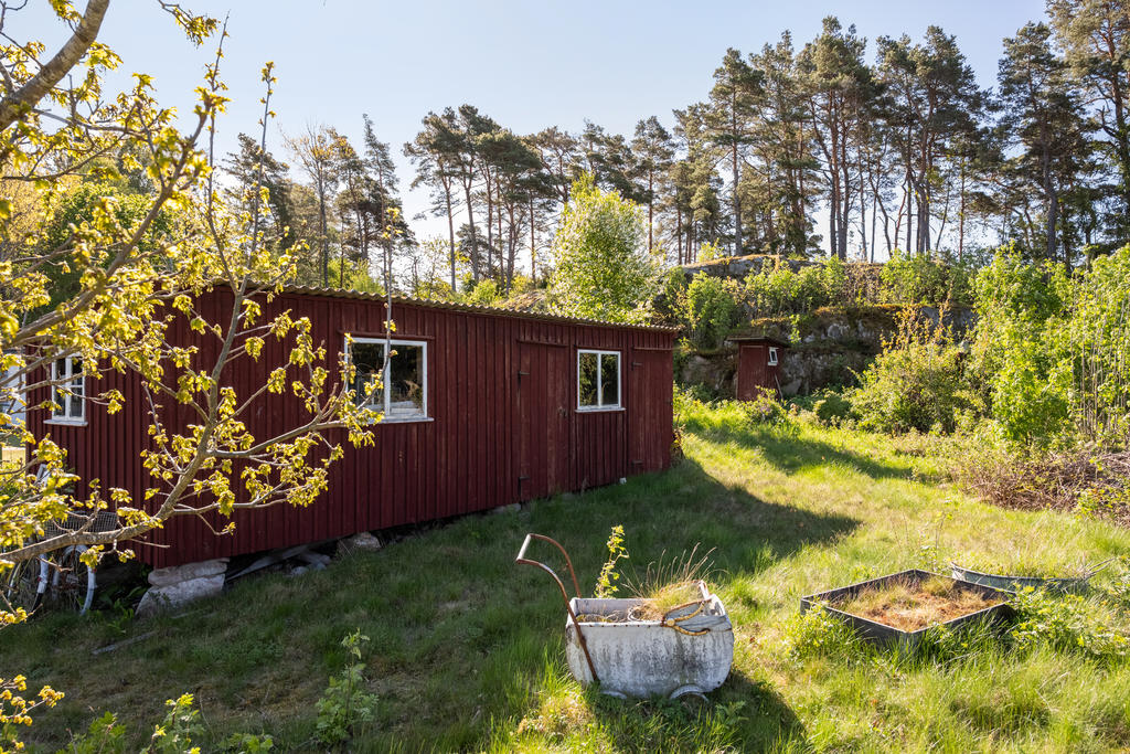 Förrådsbyggnad för diverse förvaring.