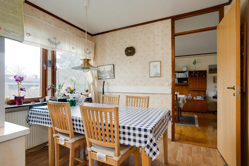 Matplatsen mot allrummet