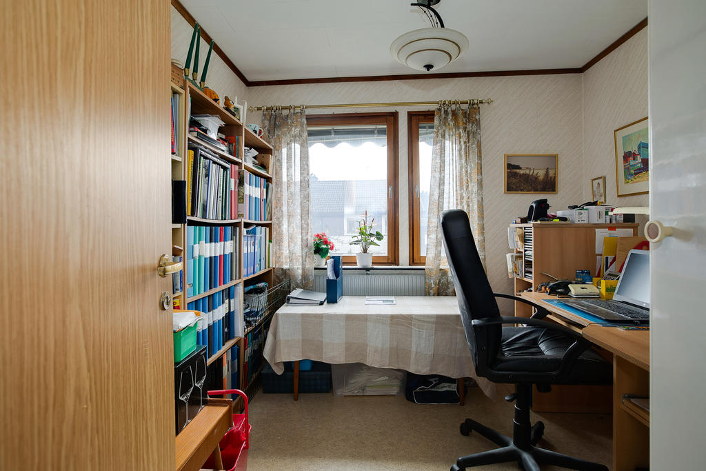 Ett av tre rum som nu är kontor