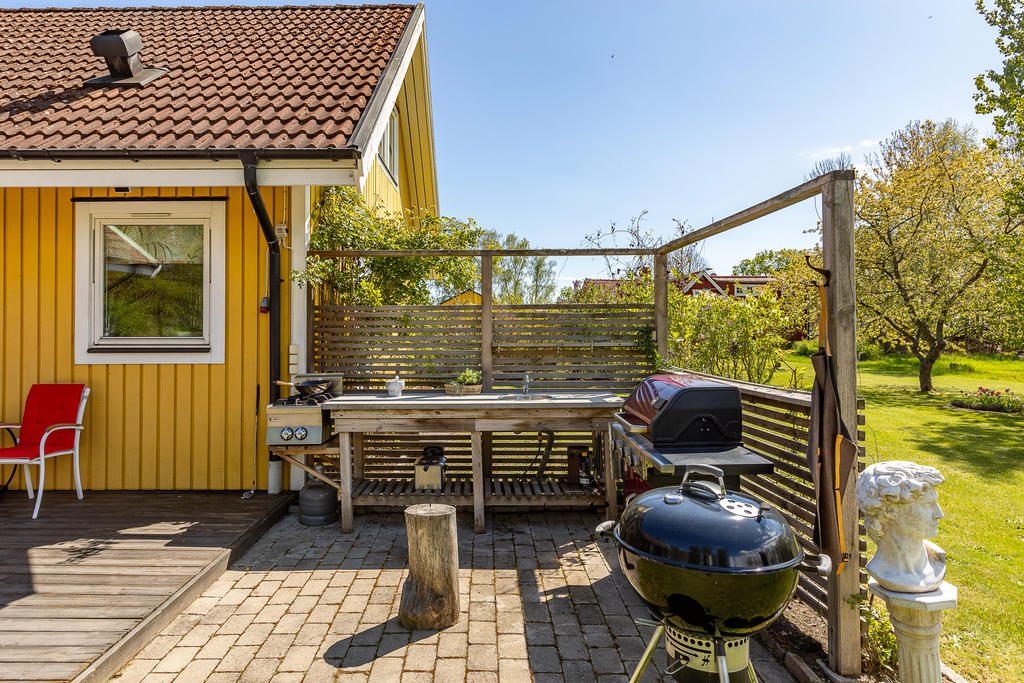 I direkt anslutning till altanen