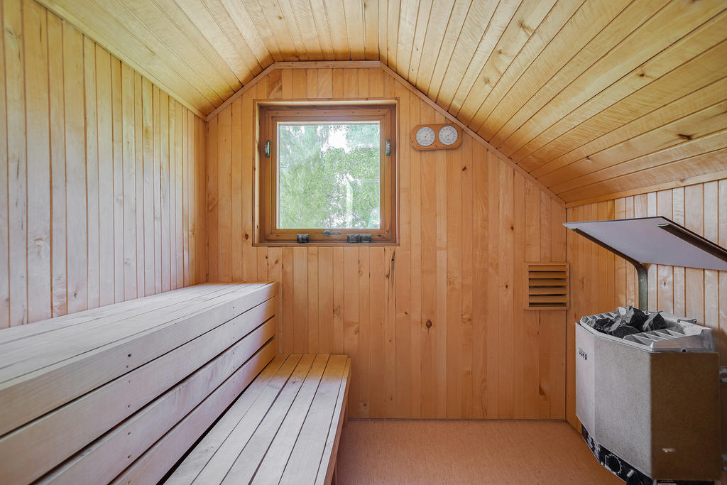 Härlig bastu på ovanvåning