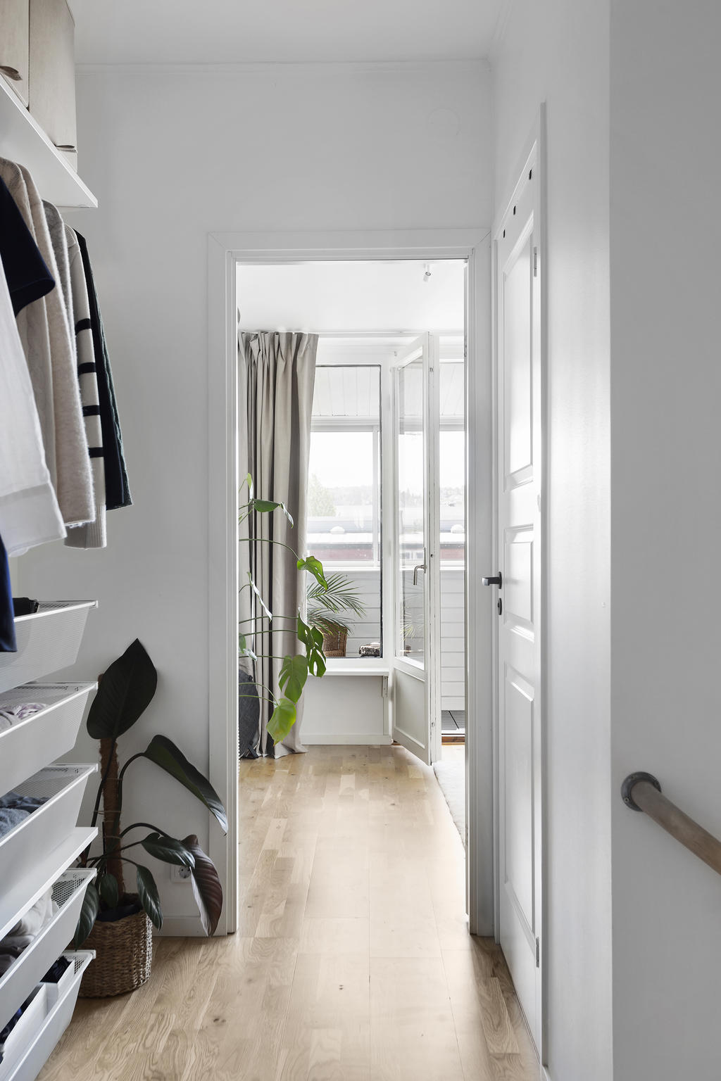 Del av hall på övre plan 