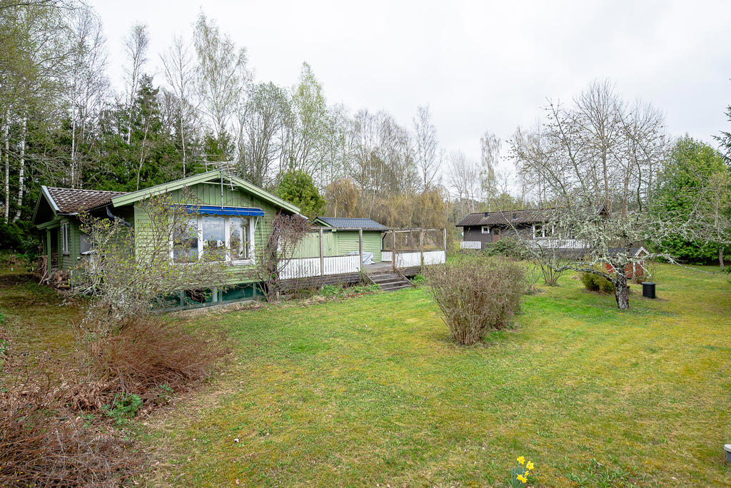 Fejbolvägen 59 med 2 hus