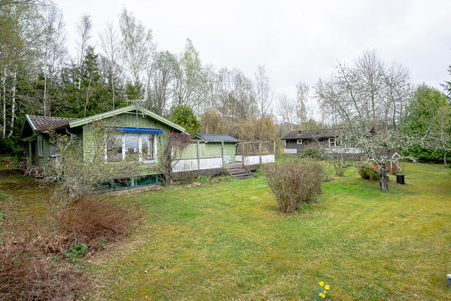 Fejbolvägen 59 med 2 hus