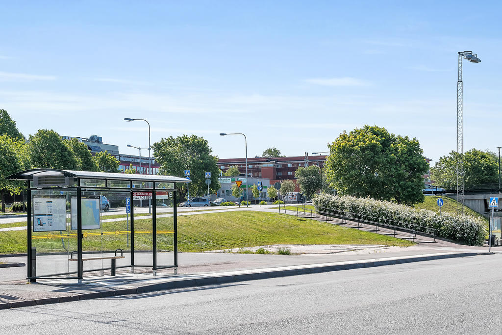Busstation Hallstavik