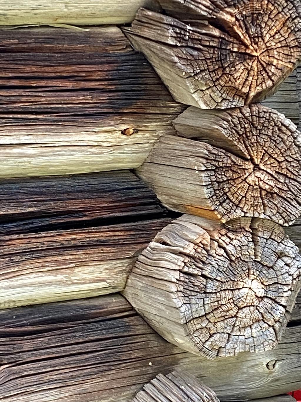 Säljarens egna bilder.