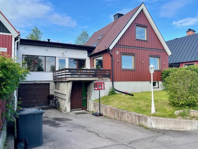 Kristallvägen 9, ett ljust och rymligt hus med gott om plats