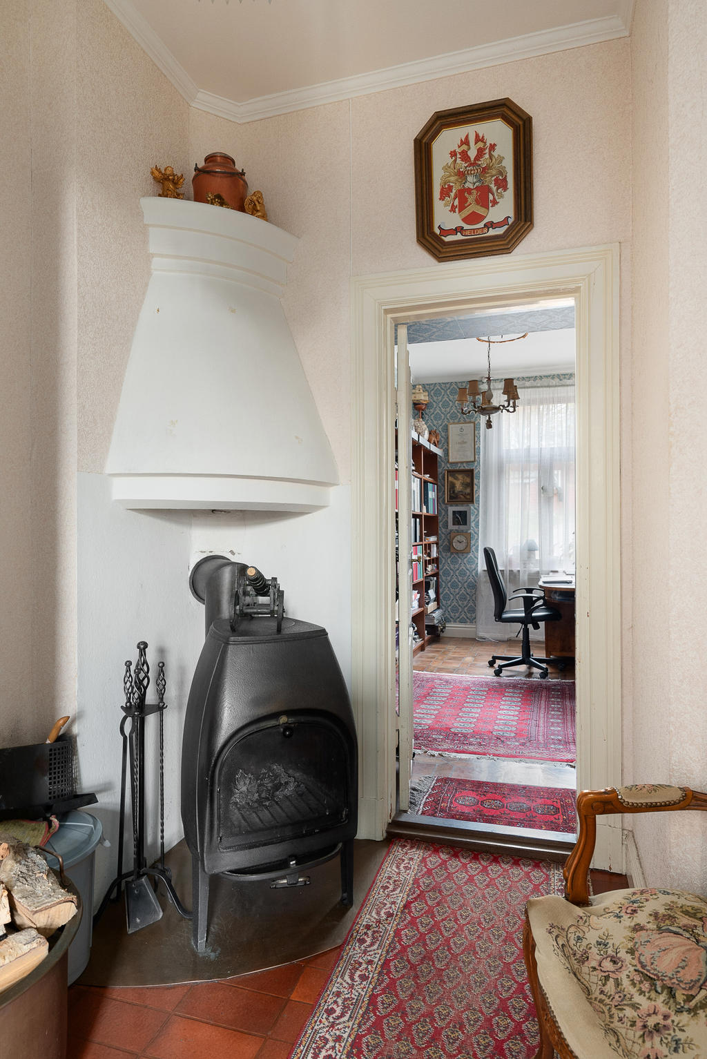 Hall mot kontor/sovrum
