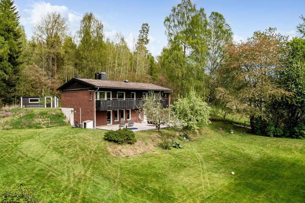Omgiven av frodig natur