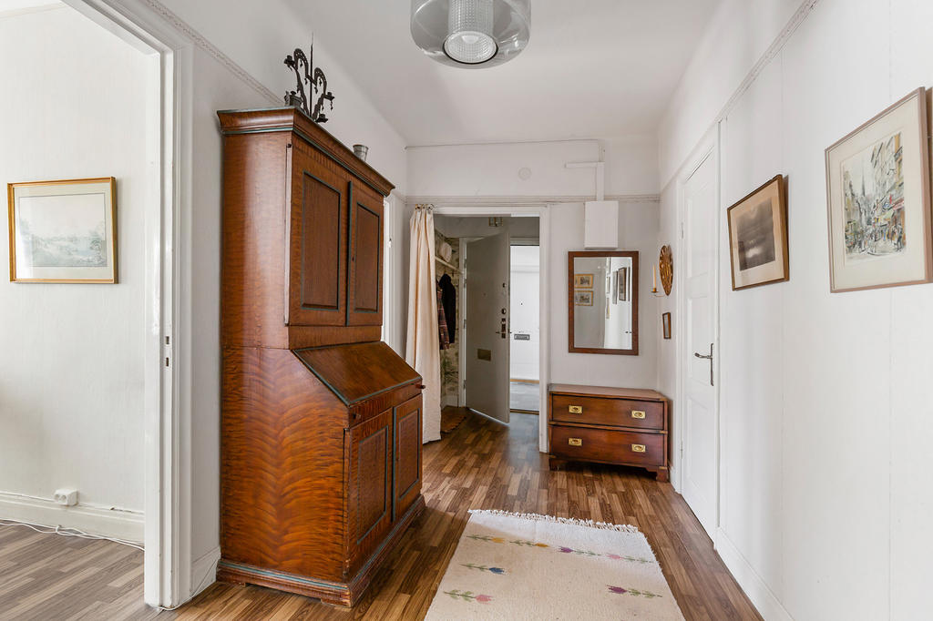 Hall