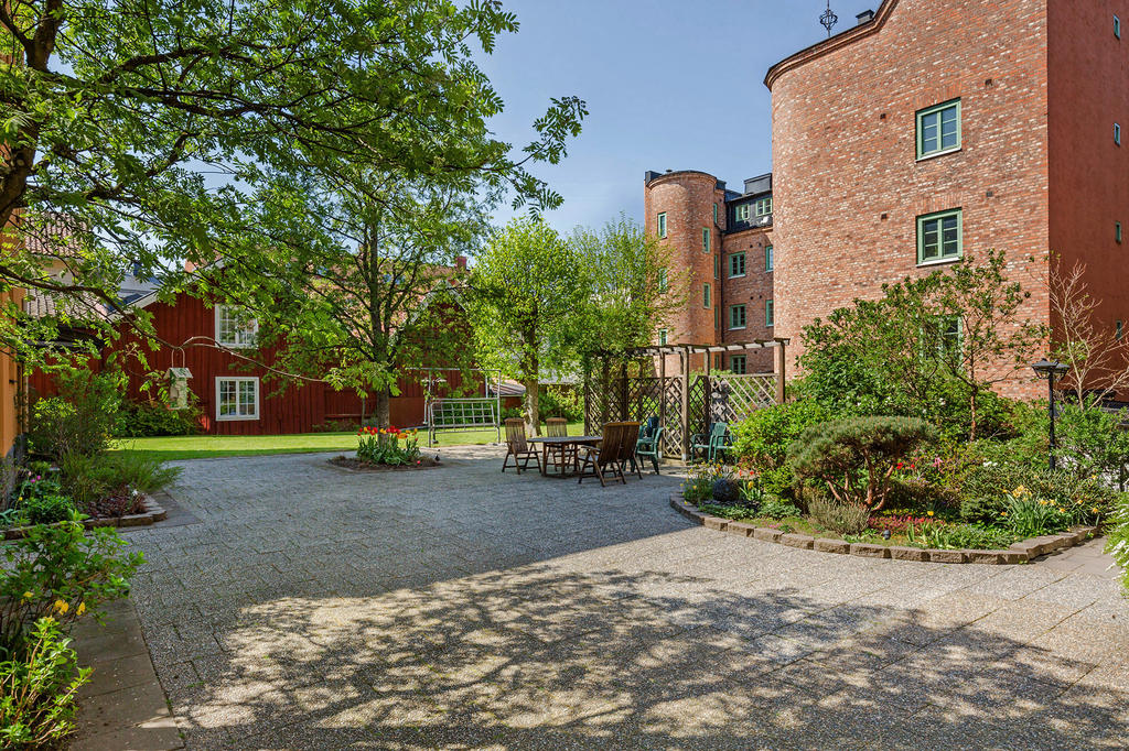 Innergården med uteplats