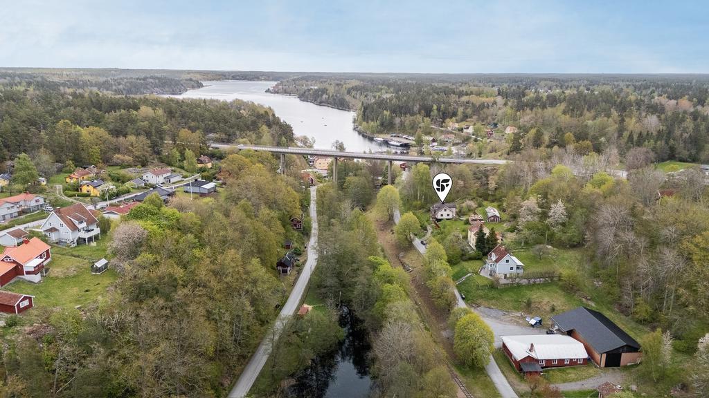 Verkebäcksviken, som är en vik av Östersjön
