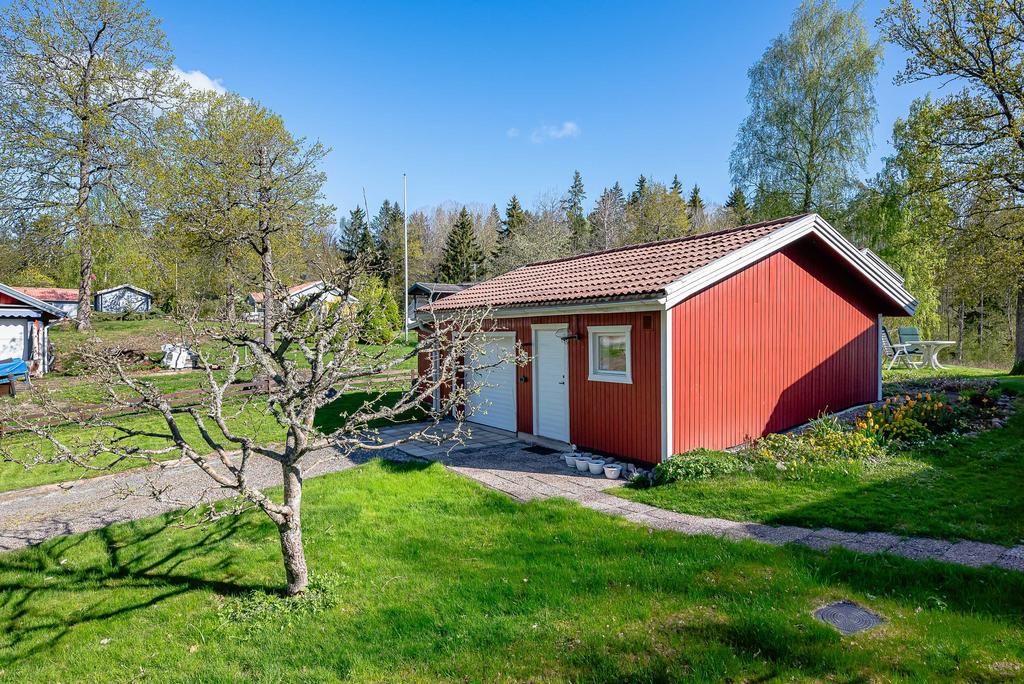 Garage/gästhus