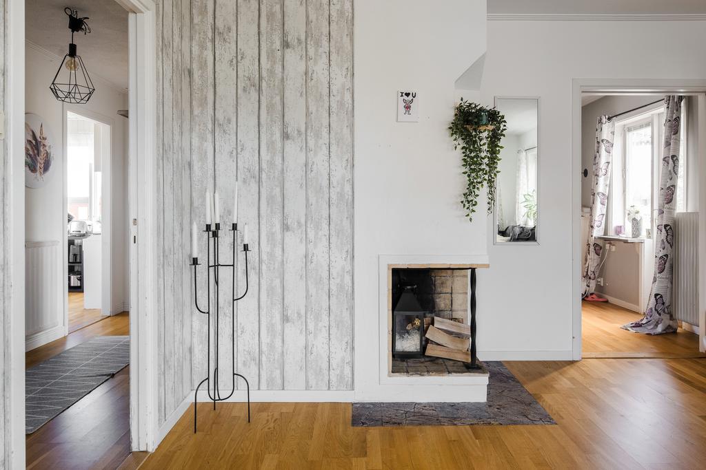 Vardagsrum lgh 2 eldstad