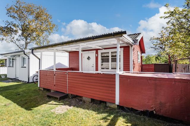 Välkommen till Sjötungan 48 och upplev Skrea strand!