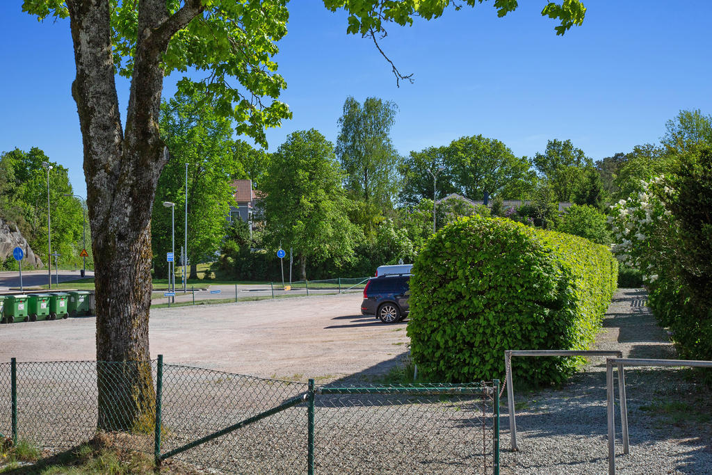 Här finns även besöksparkeringar
