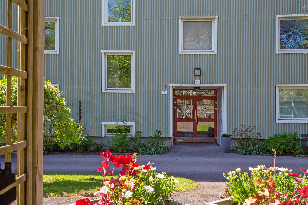 Välkomnande entré