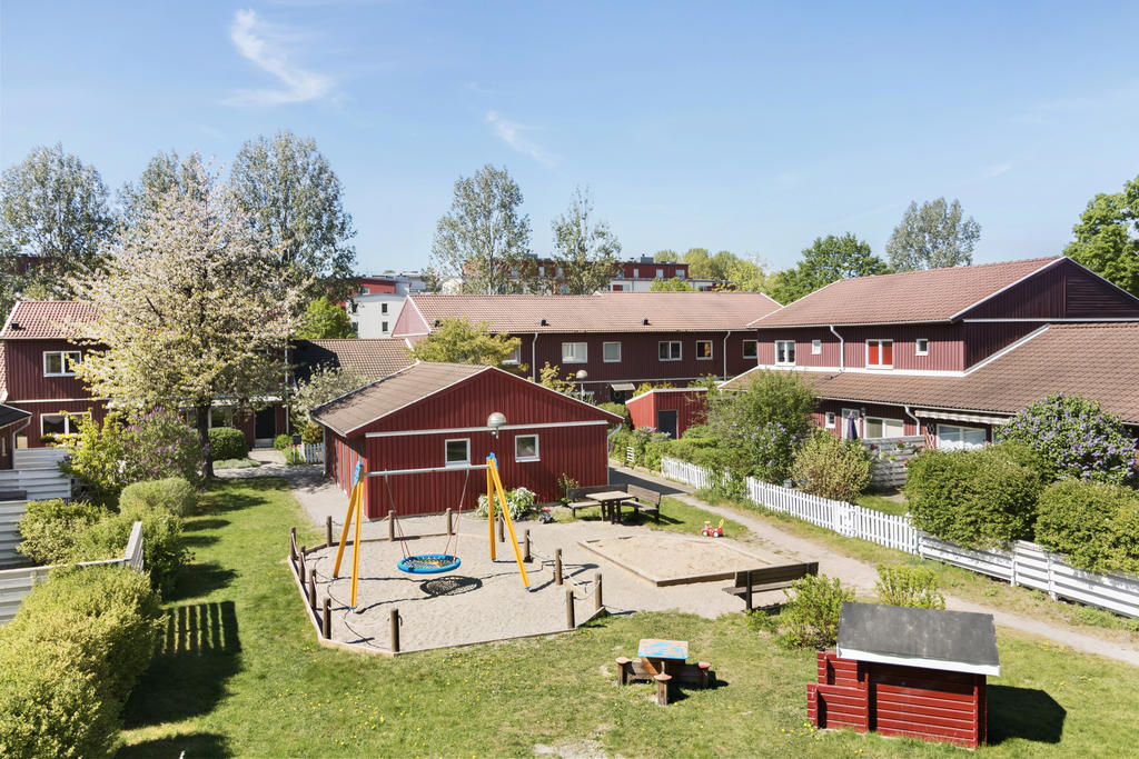 Lekplats i området