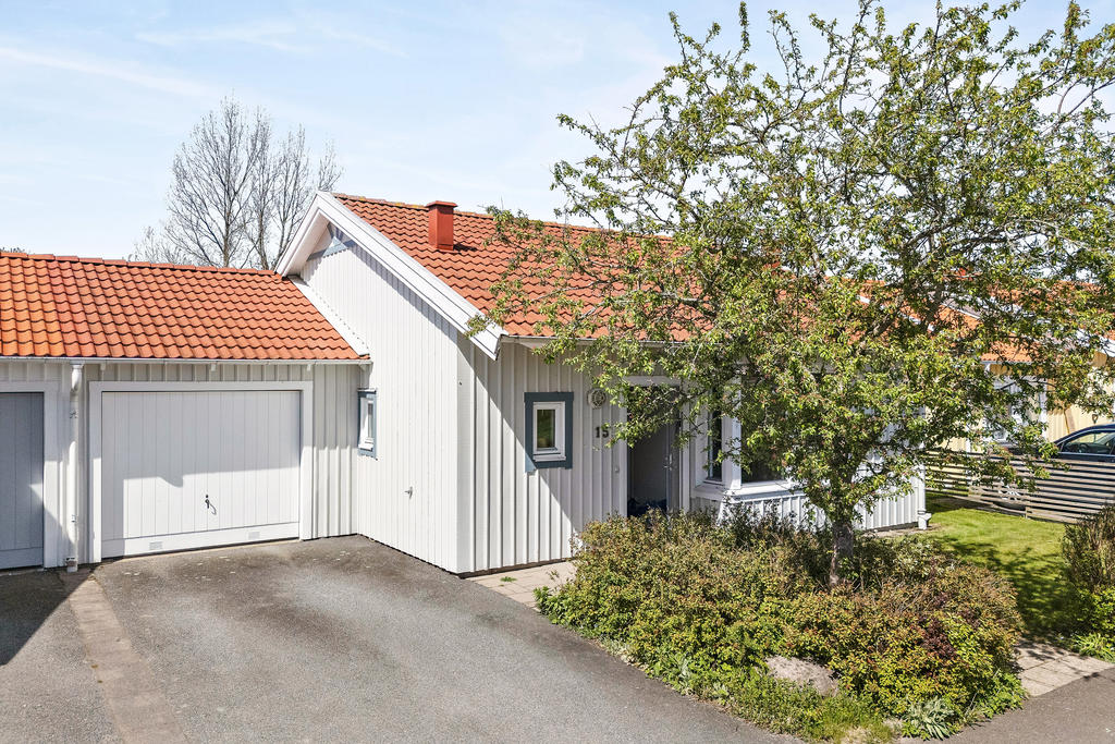 Vidbyggt garage, isolerad med golvvärme