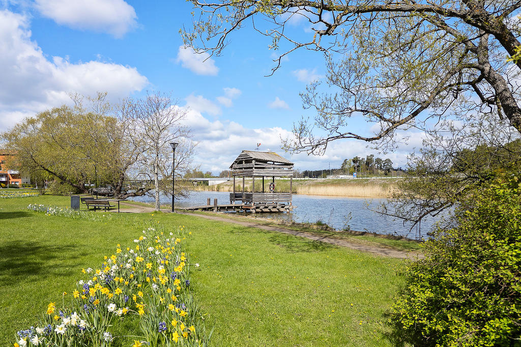 Grönområde, strandpromenad