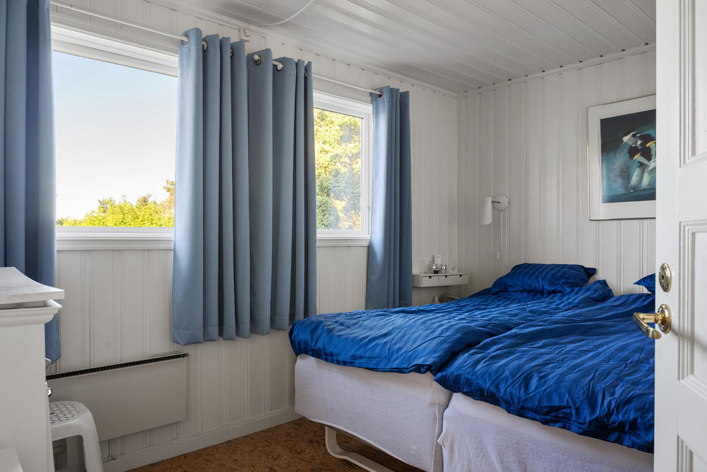 Första sovrummet med fina vyer!