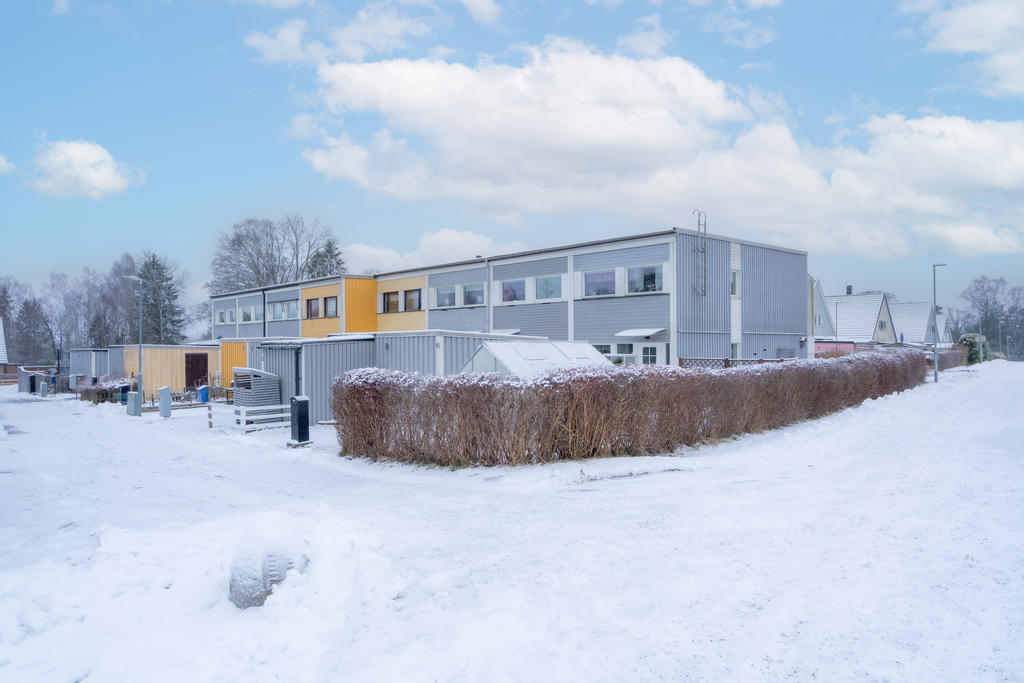 Gavelläge i ett lugnt och barnvänligt område.