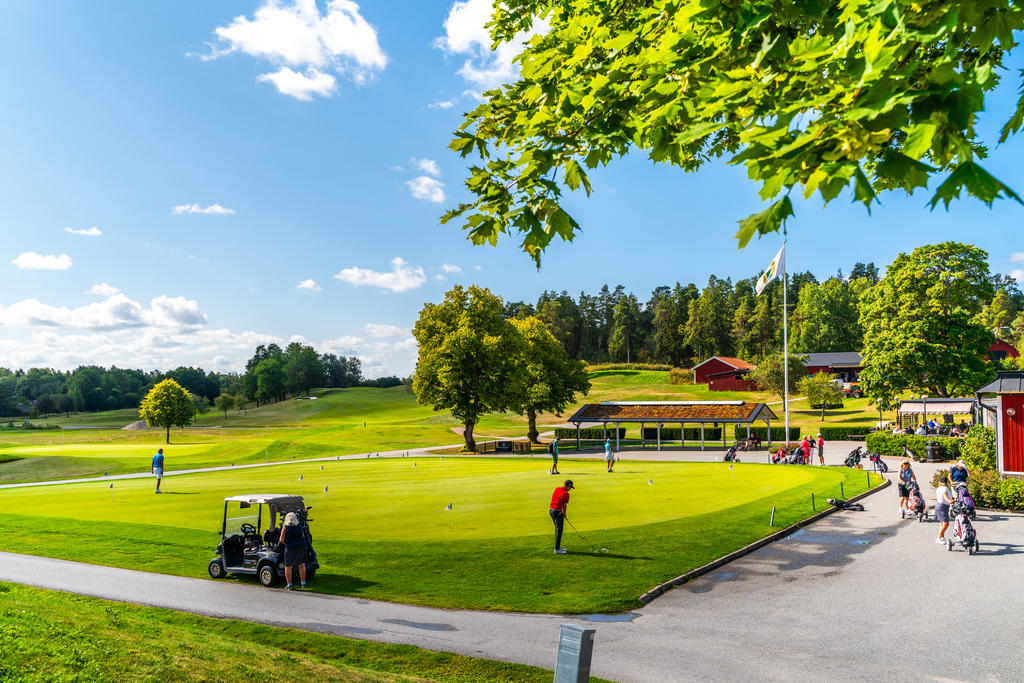 Viksjö Golf