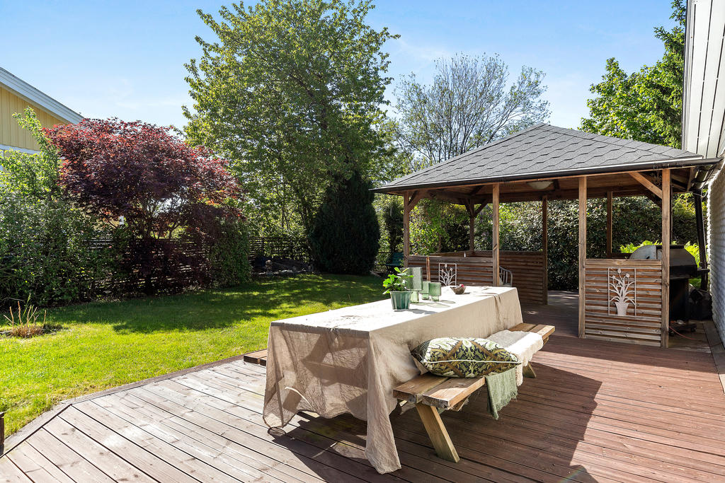 Pergola och terrass