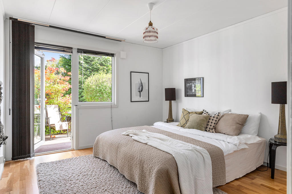 Master bedroom (Sovrum 1)