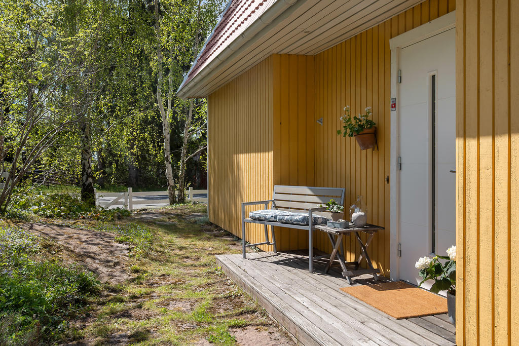 Entré under tak