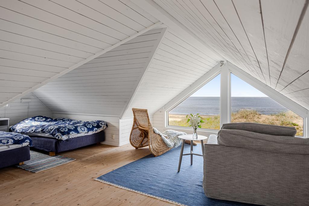 Plats för många sängar och härlig loungedel