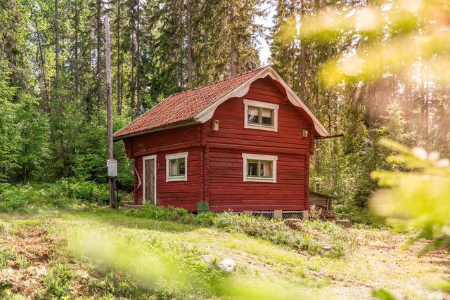 Stora härbret - ett inrett härbe med flera sovrum och loft