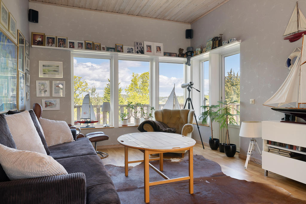 Ljust och trevligt vardagsrum