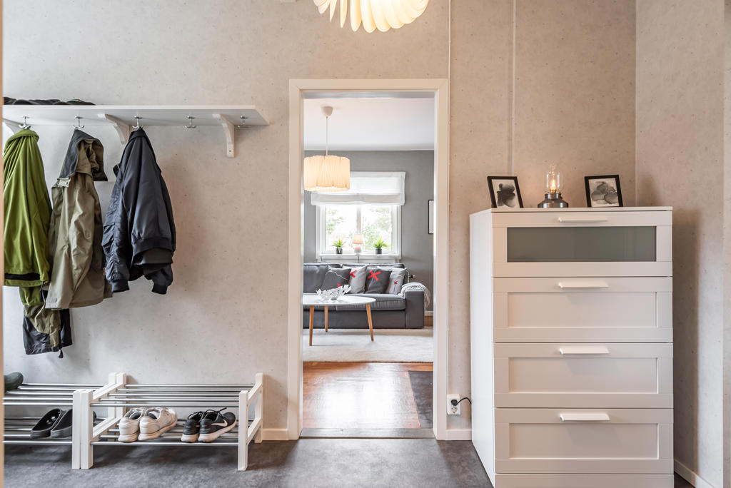 Bra hall med gott om plats för förvaring