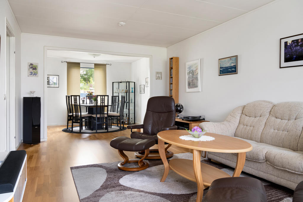 Plats för matsalsdel eller möjlighet att göra ytterligare ett sovrum