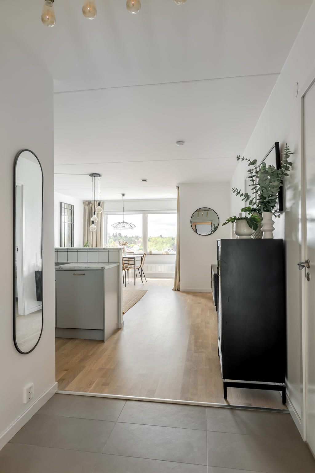 Hall med praktisk klinker
