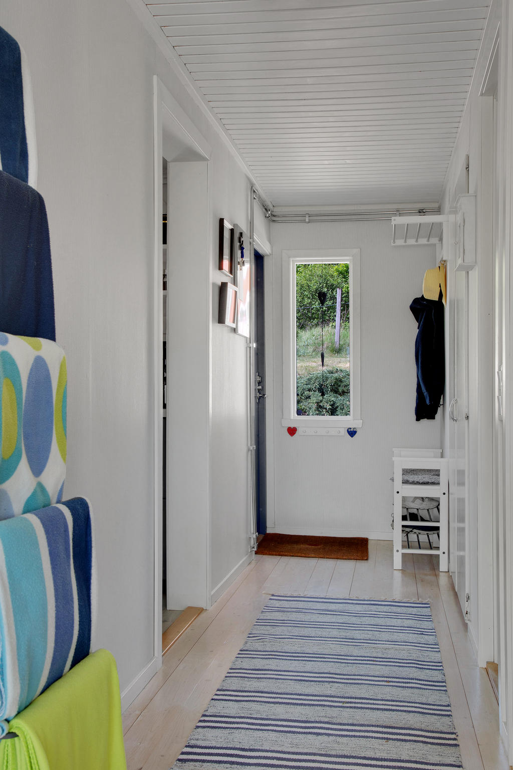 Entréhall med avhängningsmöjligheter