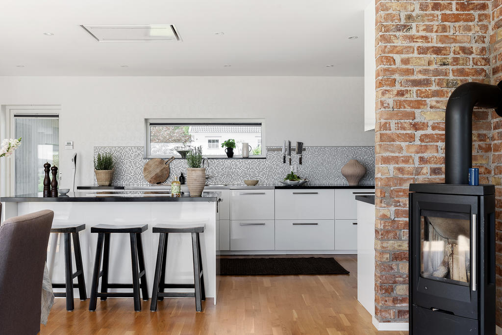 Ett stilfullt kök med öppna ytor 