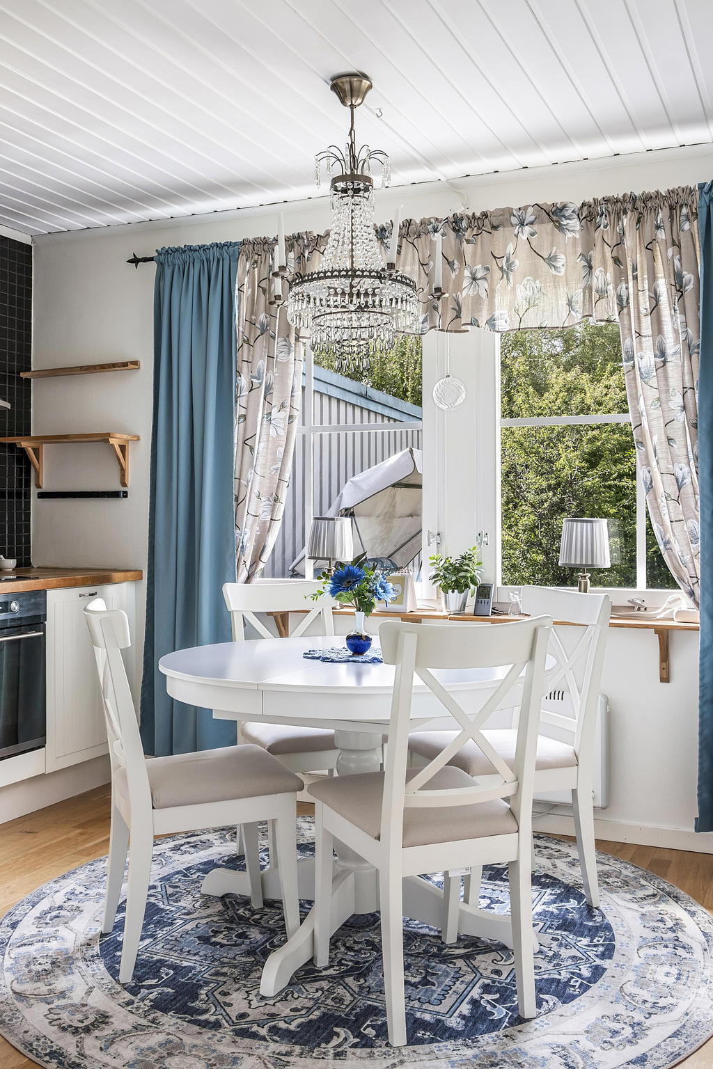 Matplats i kök 