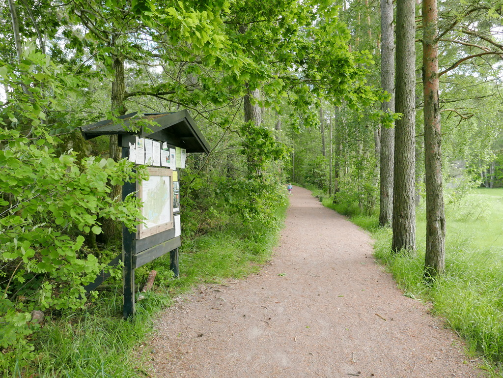 I närheten finns många härliga promenadstråk