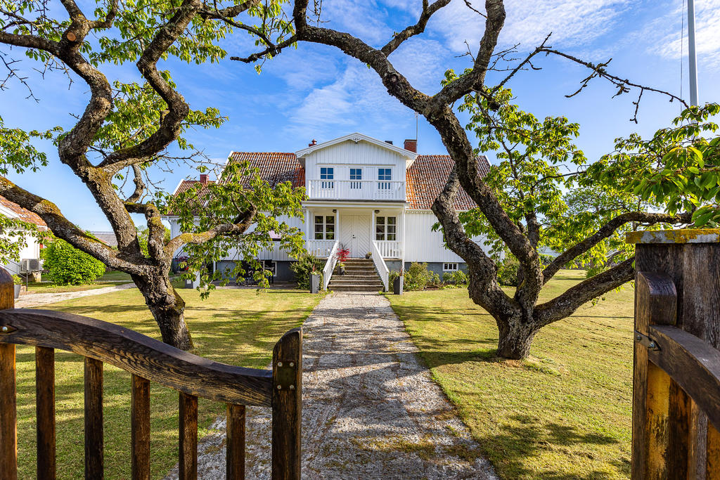 Mangårdsbyggnad
