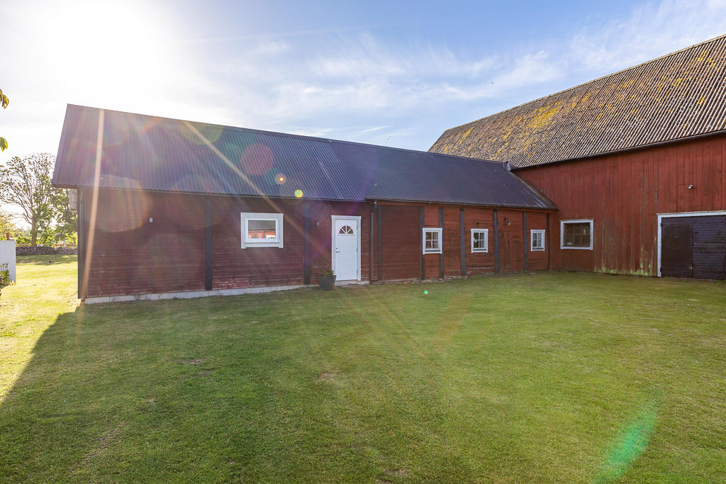 Gästlägenhet i del av ekonomibyggnad