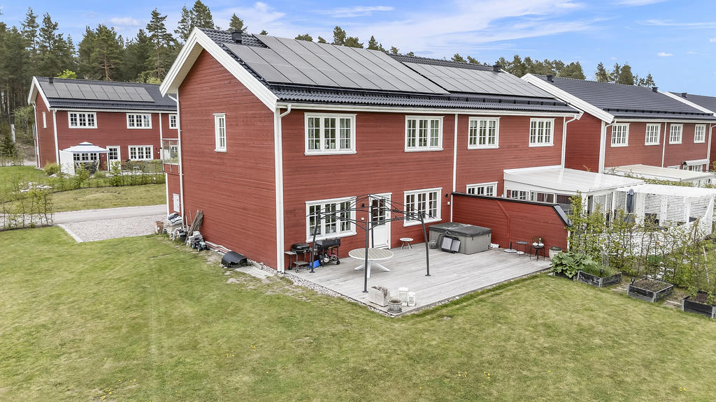 Härlig uteplats i soligt läge