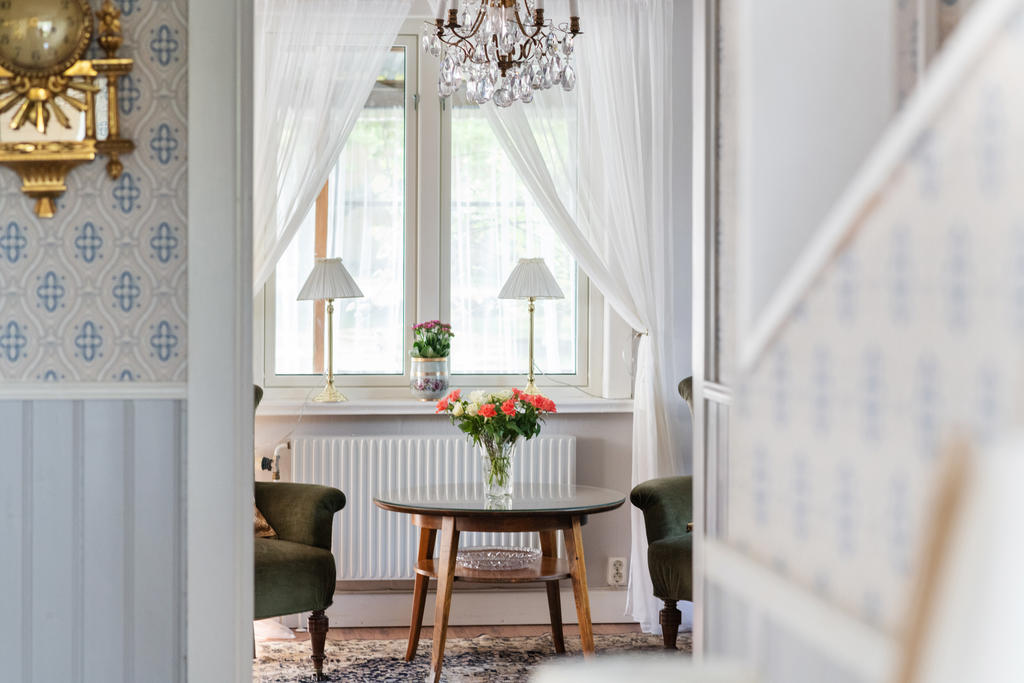 Från hall mot vardagsrum
