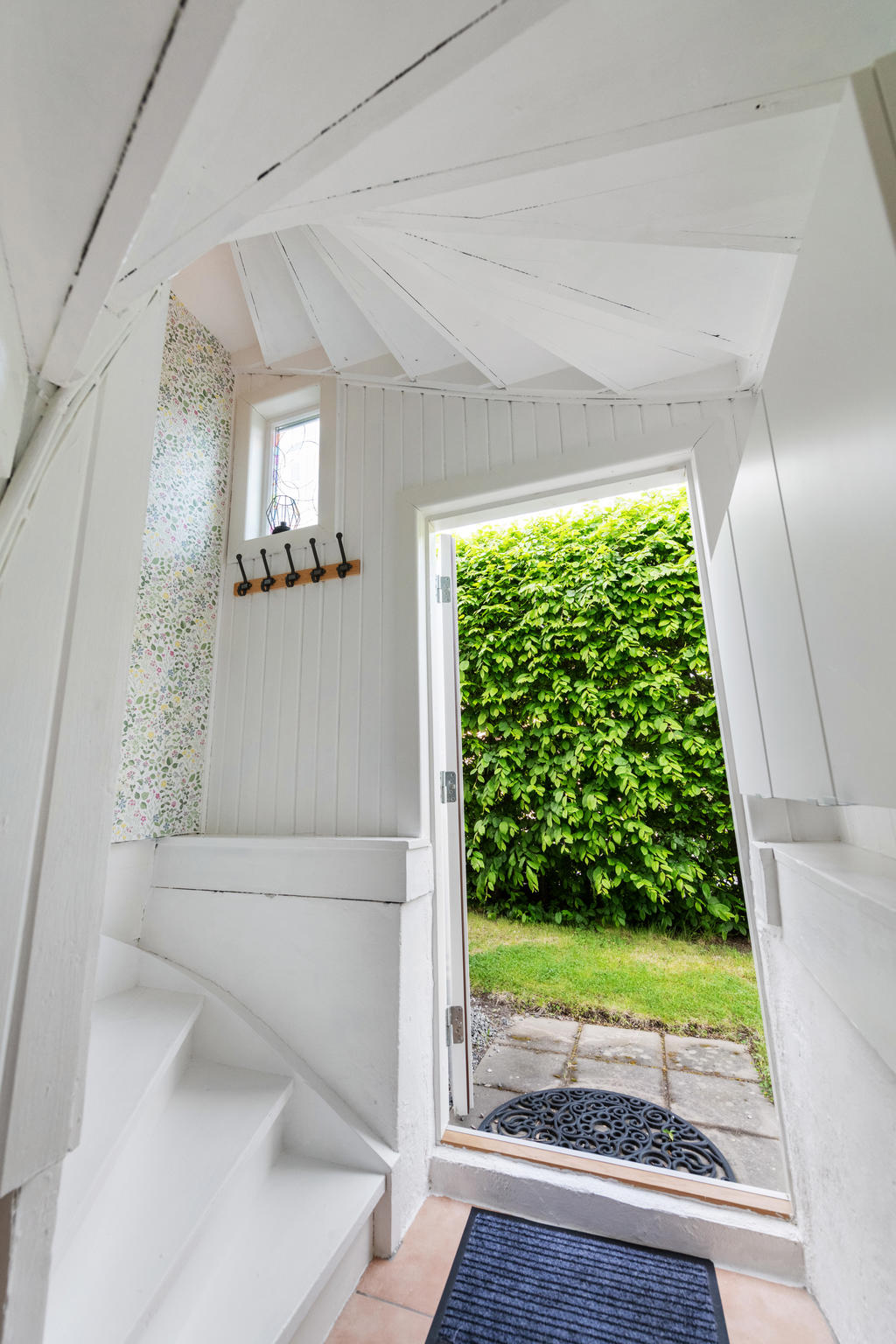 Separat ingång till källaren
