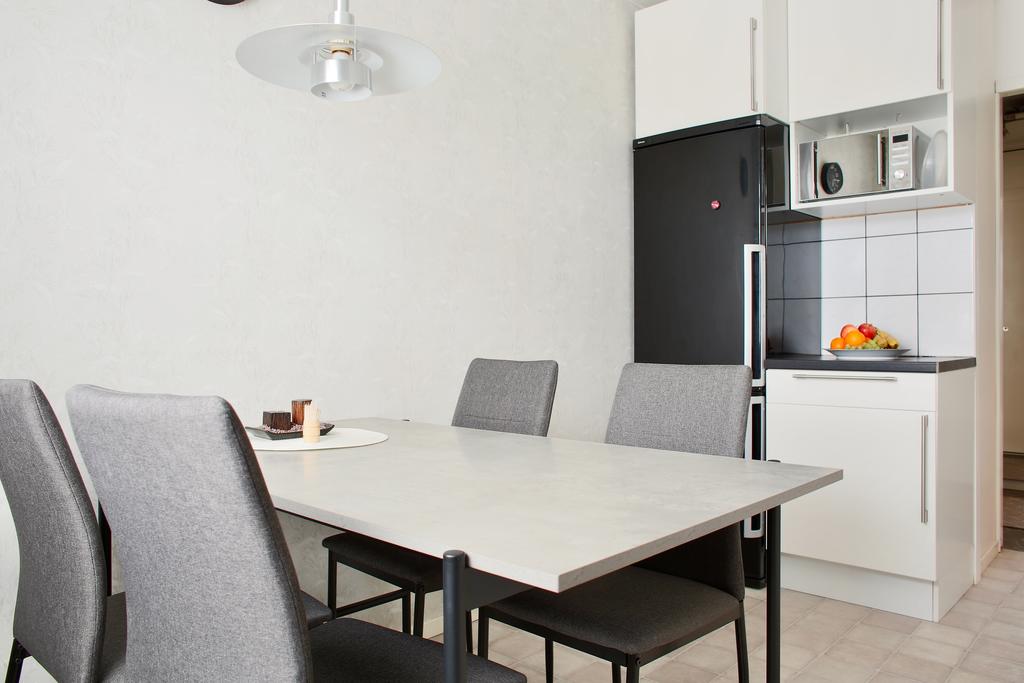 Plats för matbord i köket 