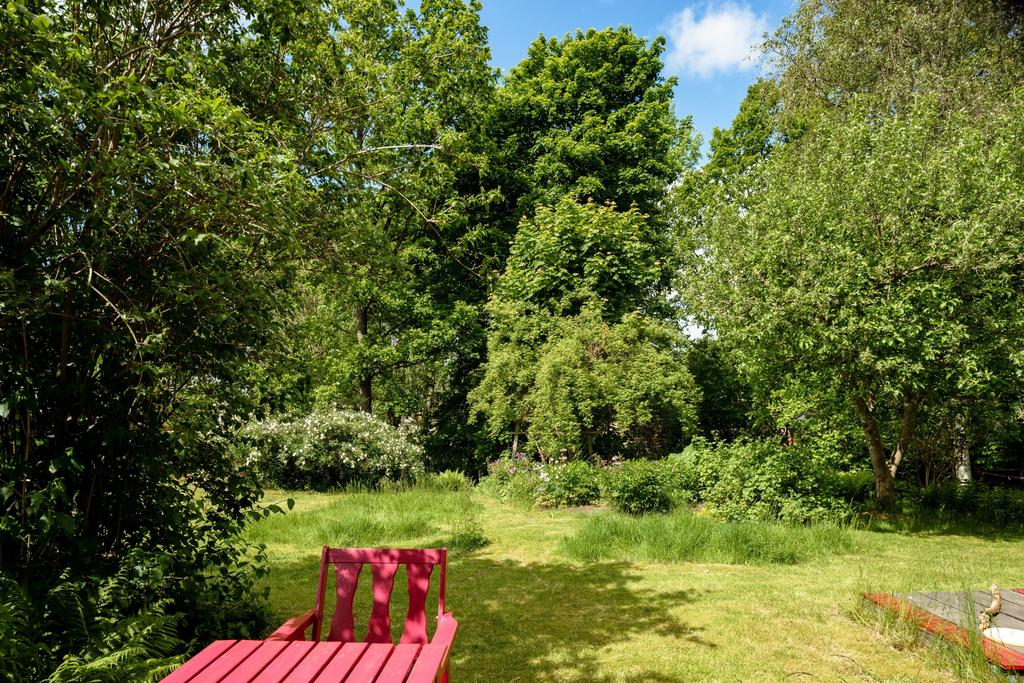 Baksida i västerläge